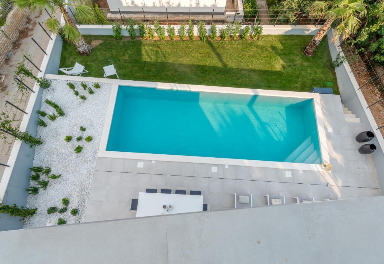 Villa Juliet โตรกีร์ ภายนอก รูปภาพ