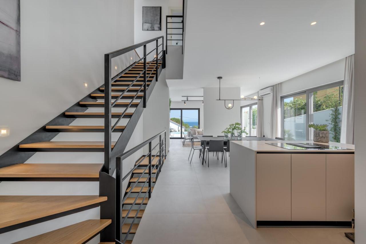 Villa Juliet โตรกีร์ ภายนอก รูปภาพ