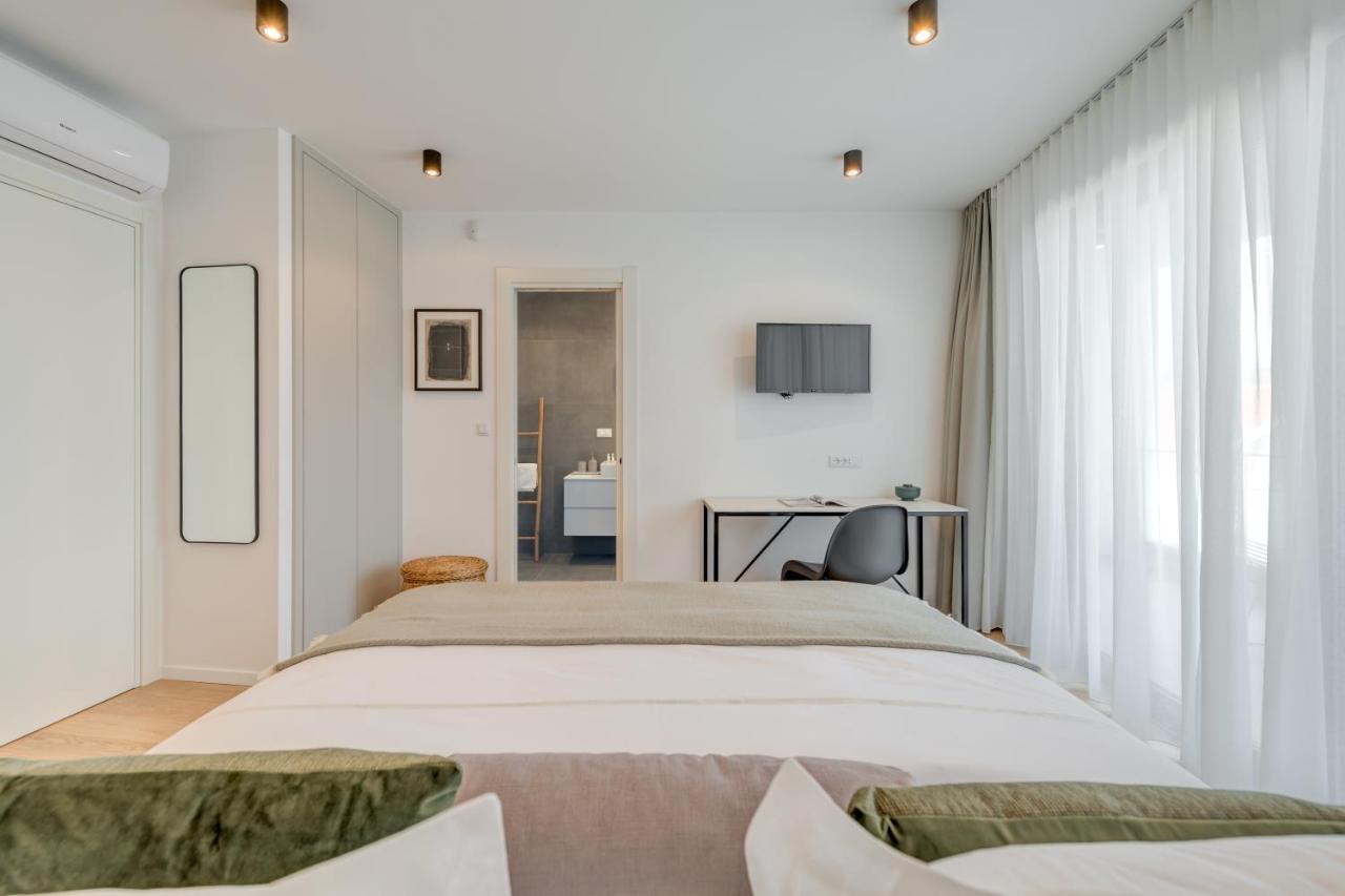 Villa Juliet โตรกีร์ ภายนอก รูปภาพ
